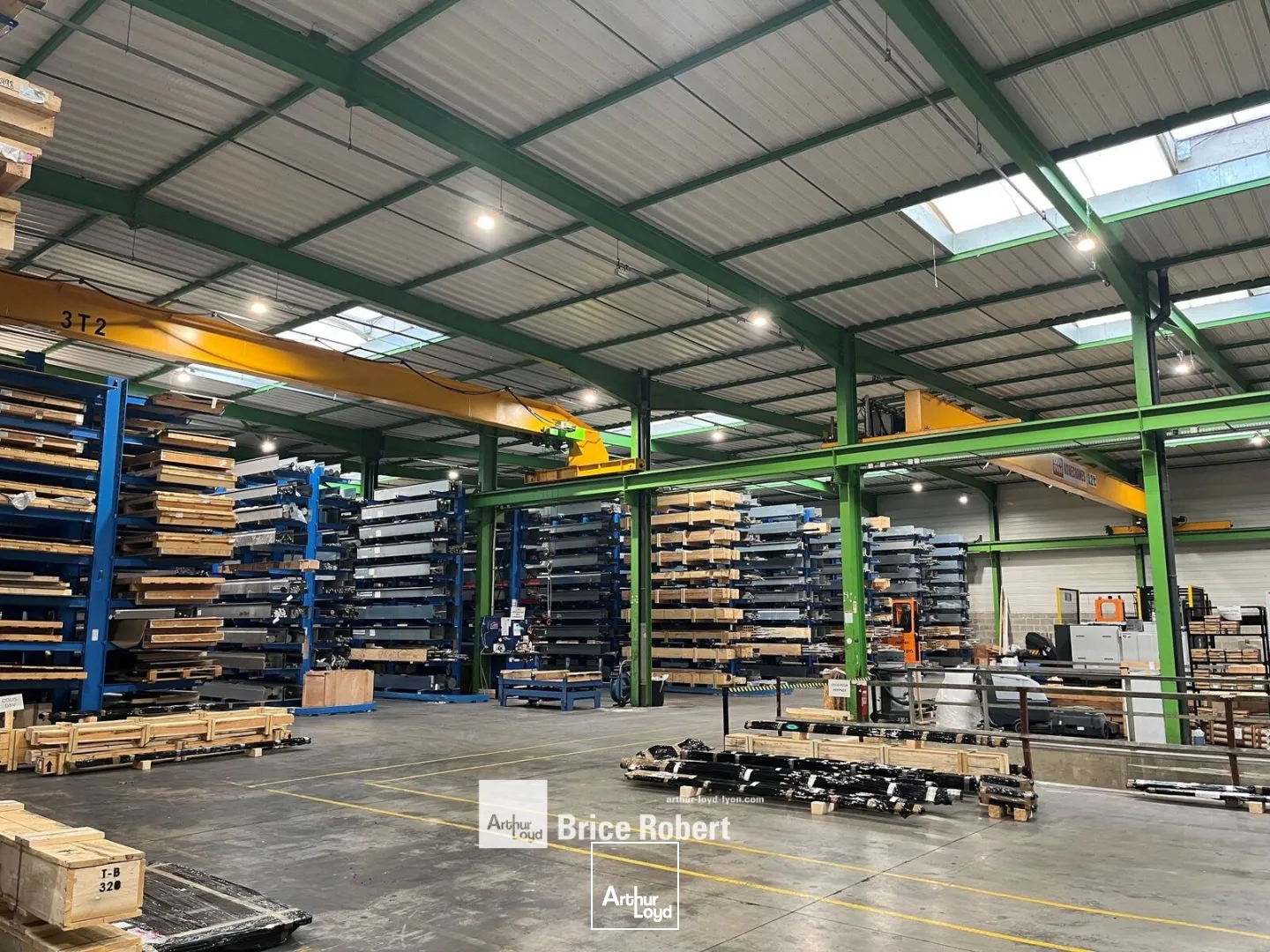 Locaux d'activité & Entrepôts - Vente - CHASSIEU - 69680 - 2715-2715 - 7771266