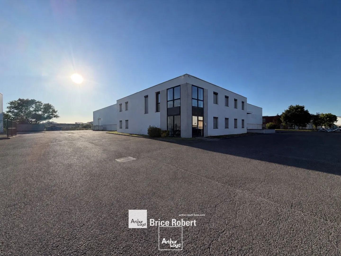 Locaux d'activité & Entrepôts - Vente - CHASSIEU - 69680 - 2715-2715 - 7771263