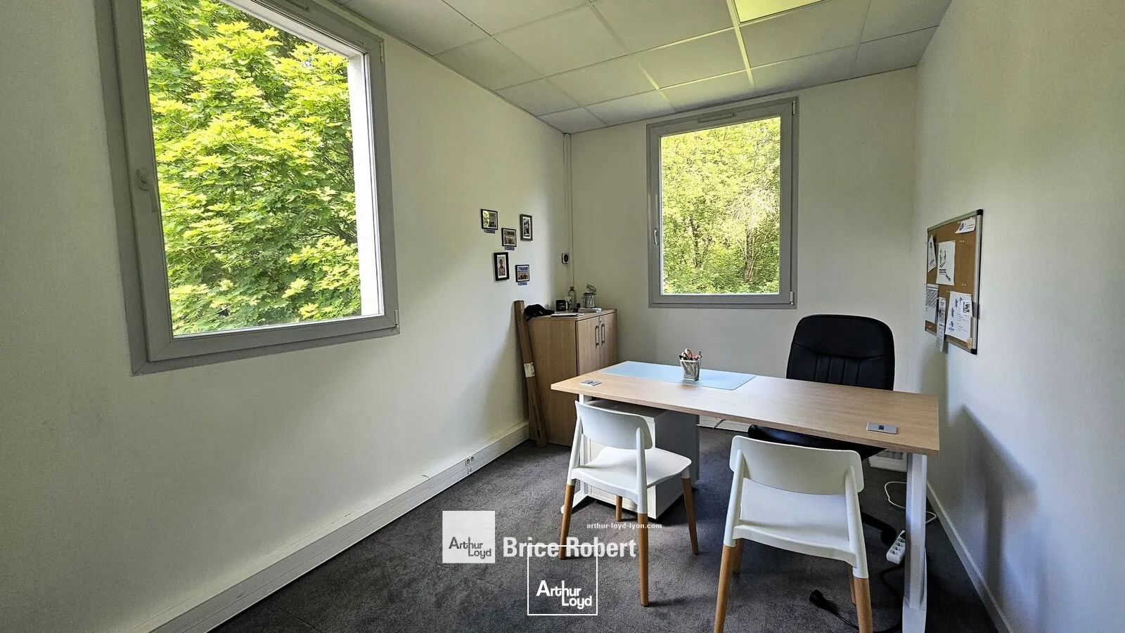 Bureaux - Location - SAINT PRIEST - 69800 - 104.38-104.38 - 7771272
