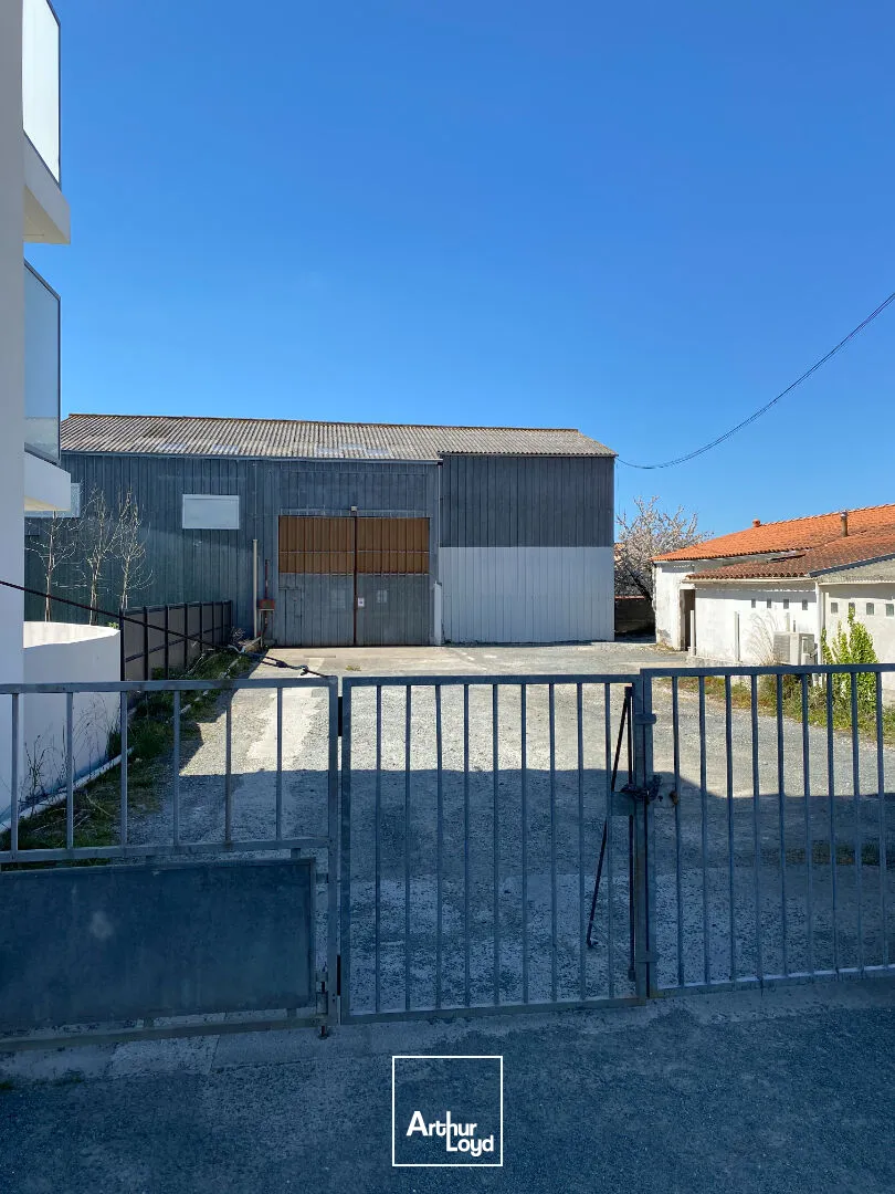 Locaux d'activité & Entrepôts - Vente - LA ROCHELLE - 17000 - 330-330 - 7771339