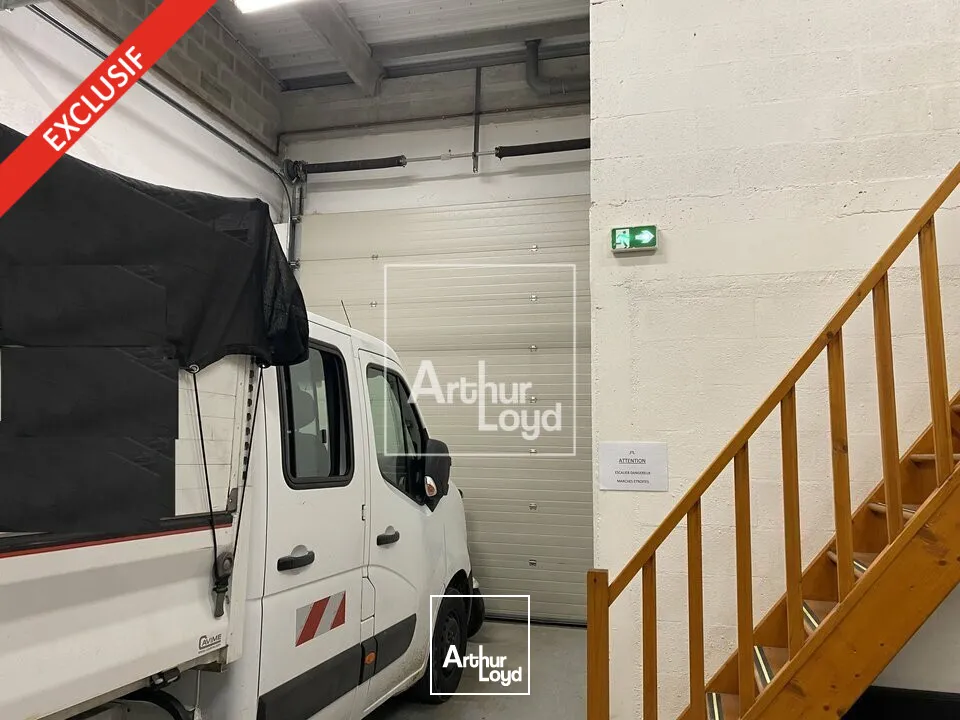 Locaux d'activité & Entrepôts - Location - MOISSY CRAMAYEL - 77550 - 125-125 - 7771541