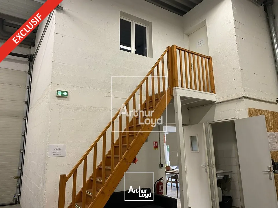 Locaux d'activité & Entrepôts - Location - MOISSY CRAMAYEL - 77550 - 125-125 - 7771543
