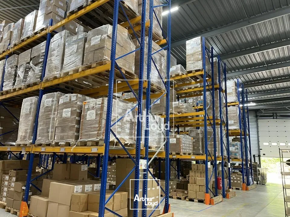 Locaux d'activité & Entrepôts - Location - COMBS LA VILLE - 77380 - 3299-3299 - 7771573