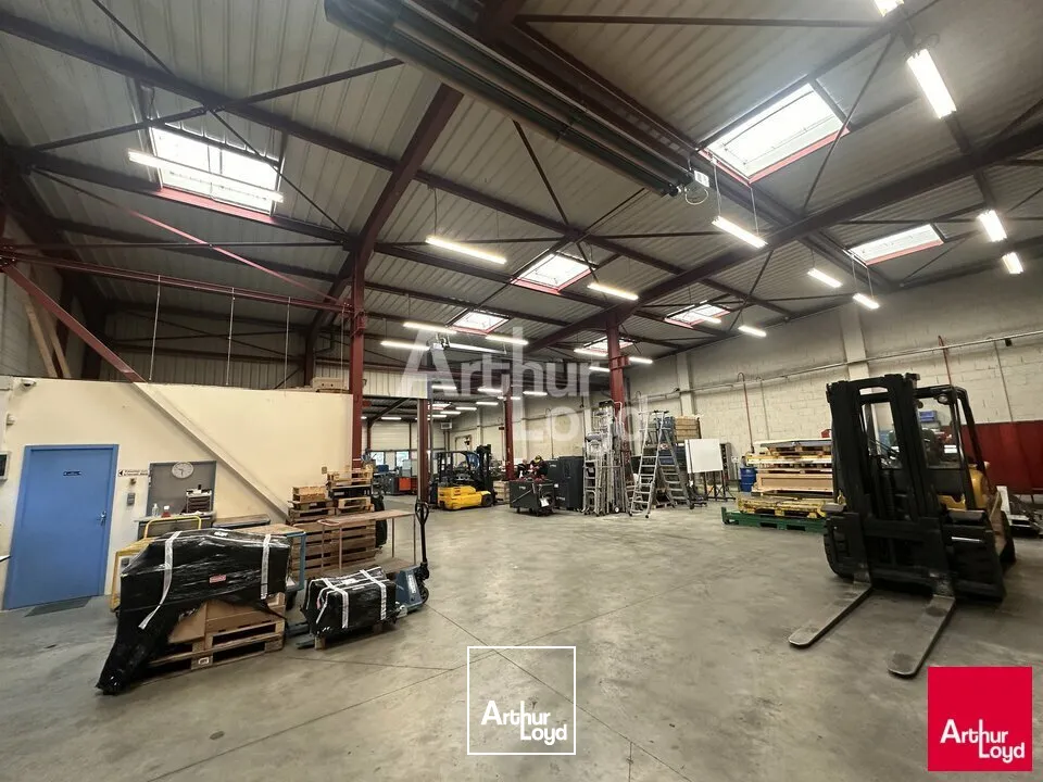 Locaux d'activité & Entrepôts - Location - SAINT JACQUES DE LA LANDE - 35136 - 1300-1300 - 7771626