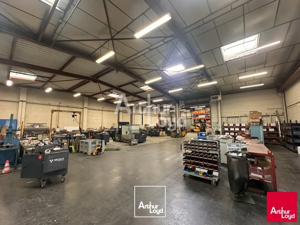 Locaux d'activité & Entrepôts - Location - SAINT JACQUES DE LA LANDE - 35136 - 1300-1300 - 7771627