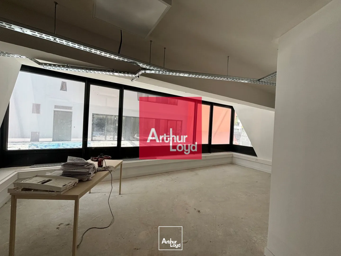 Locaux d'activité & Entrepôts - Vente - GRENOBLE - 38000 - 118.22-1035.88 - 7772058