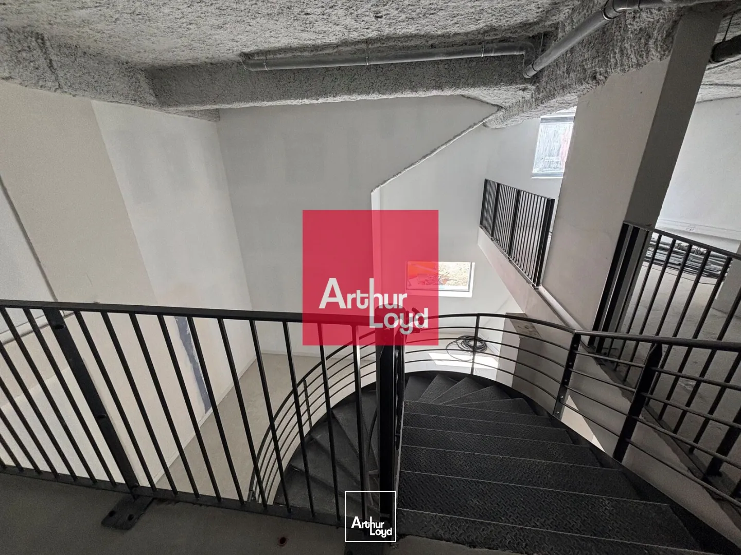 Locaux d'activité & Entrepôts - Vente - GRENOBLE - 38000 - 118.22-1035.88 - 7772086