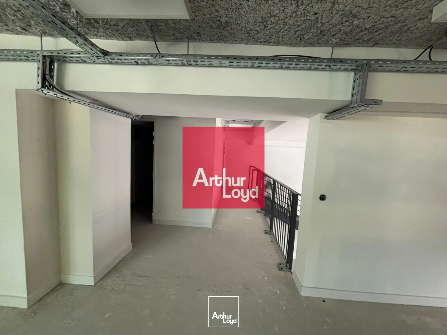 Locaux d'activité & Entrepôts - Vente - GRENOBLE - 38000 - 118.22-1035.88 - 7772092