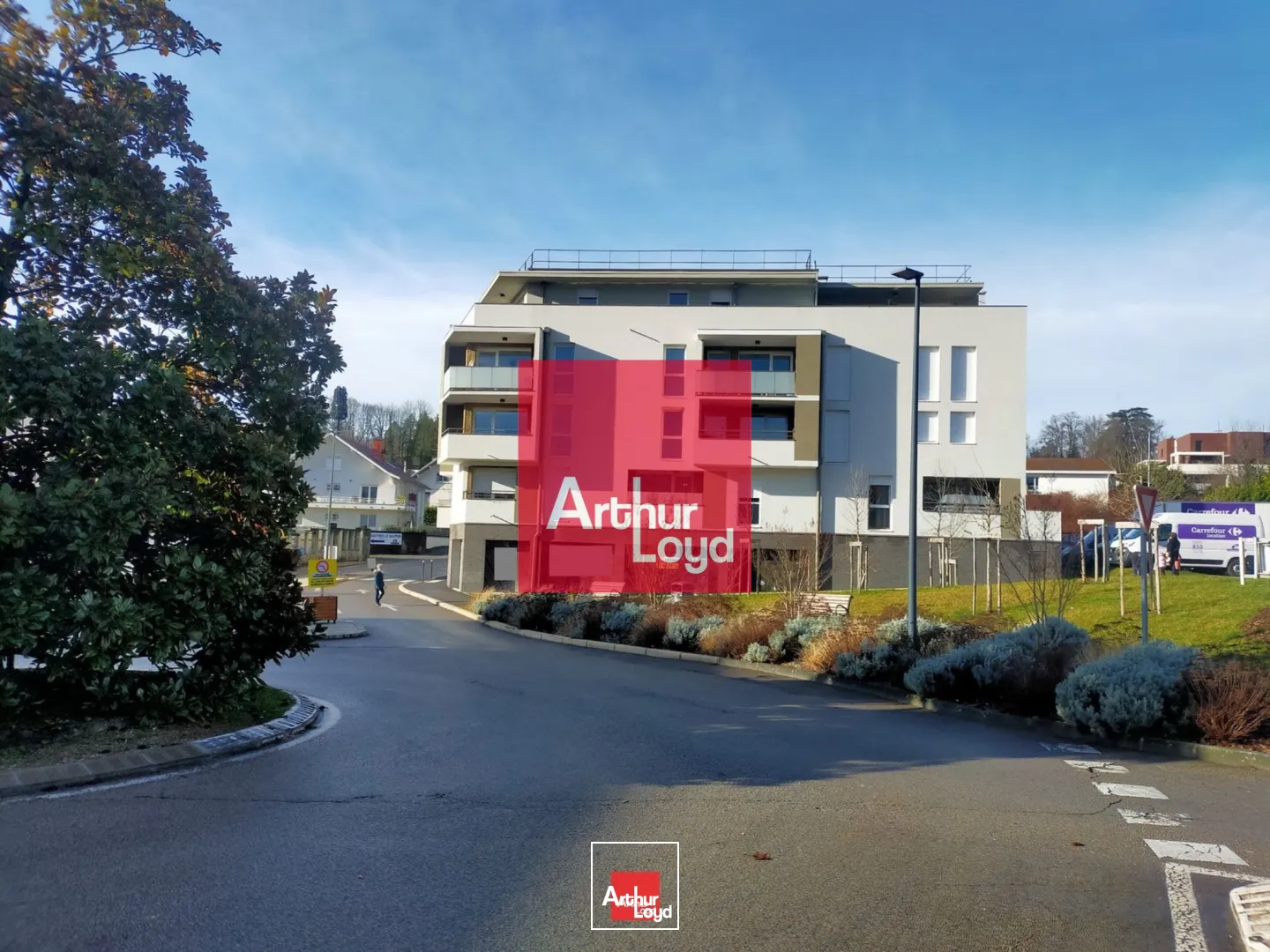Locaux commerciaux - Location - VOIRON - 38500 - 329-329 - 7772123