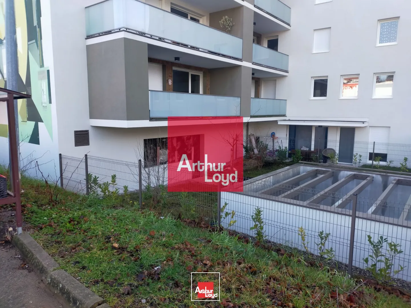 Locaux commerciaux - Location - VOIRON - 38500 - 329-329 - 7772128