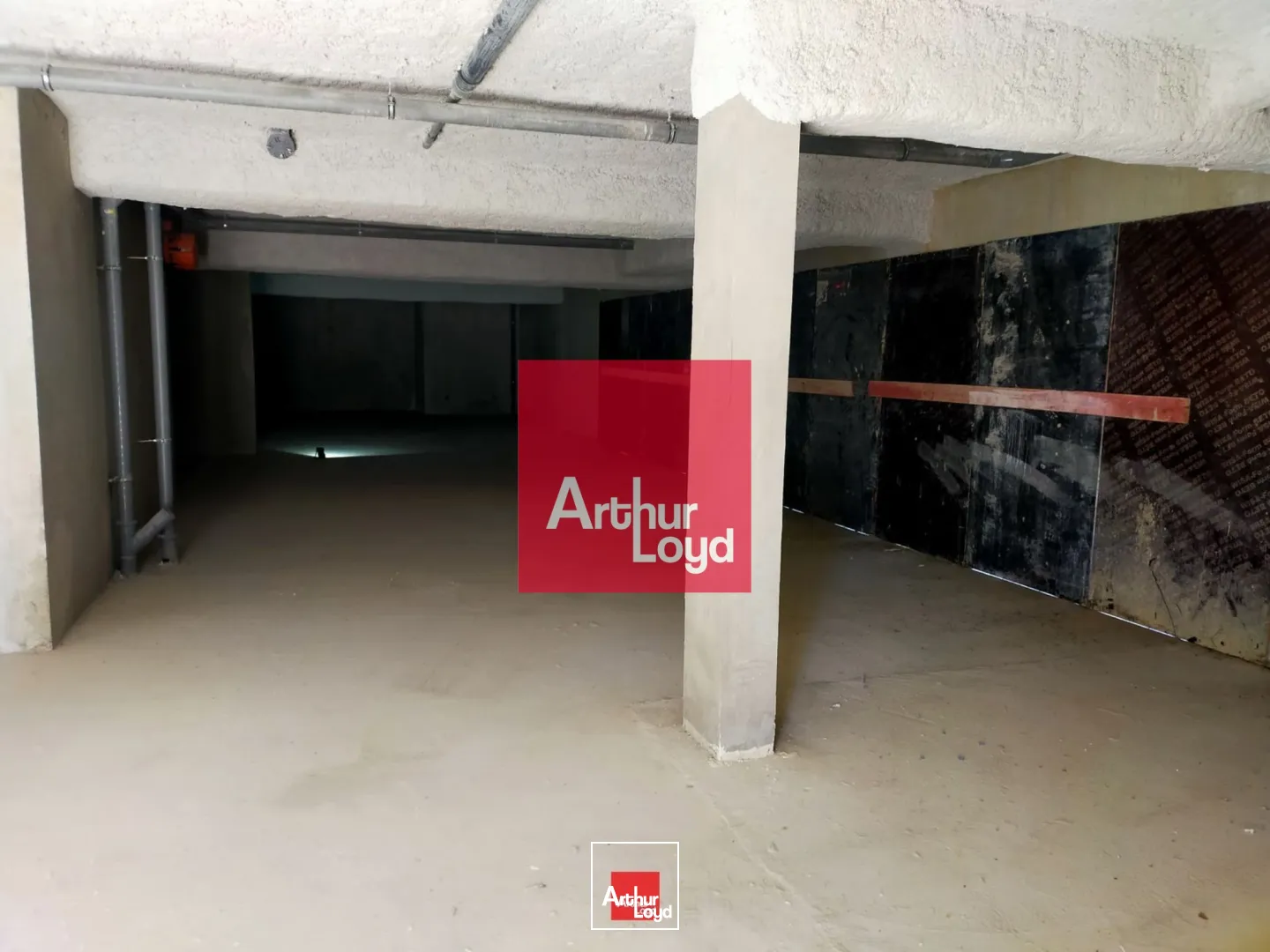 Locaux commerciaux - Location - VOIRON - 38500 - 329-329 - 7772129