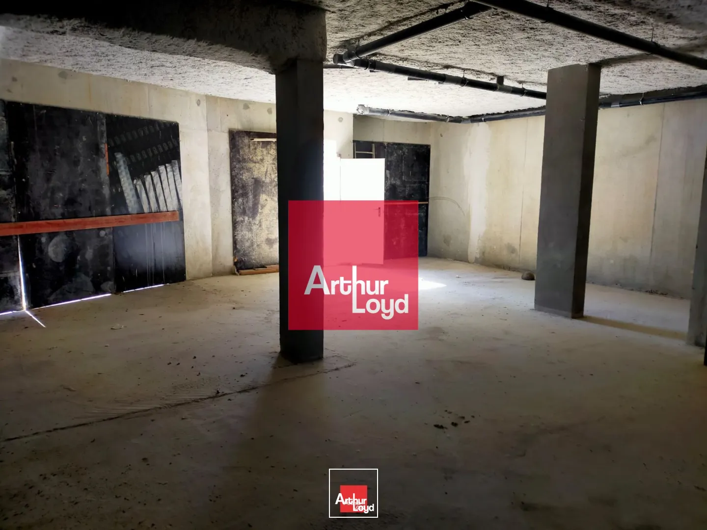 Locaux commerciaux - Location - VOIRON - 38500 - 329-329 - 7772130