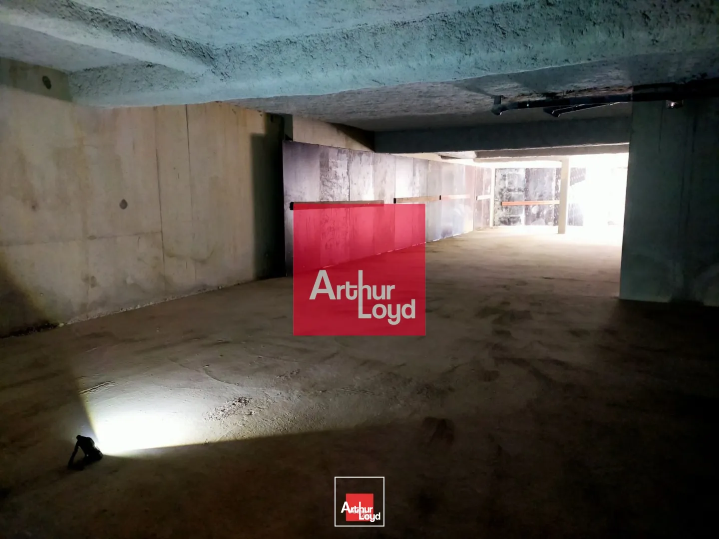 Locaux commerciaux - Location - VOIRON - 38500 - 329-329 - 7772131
