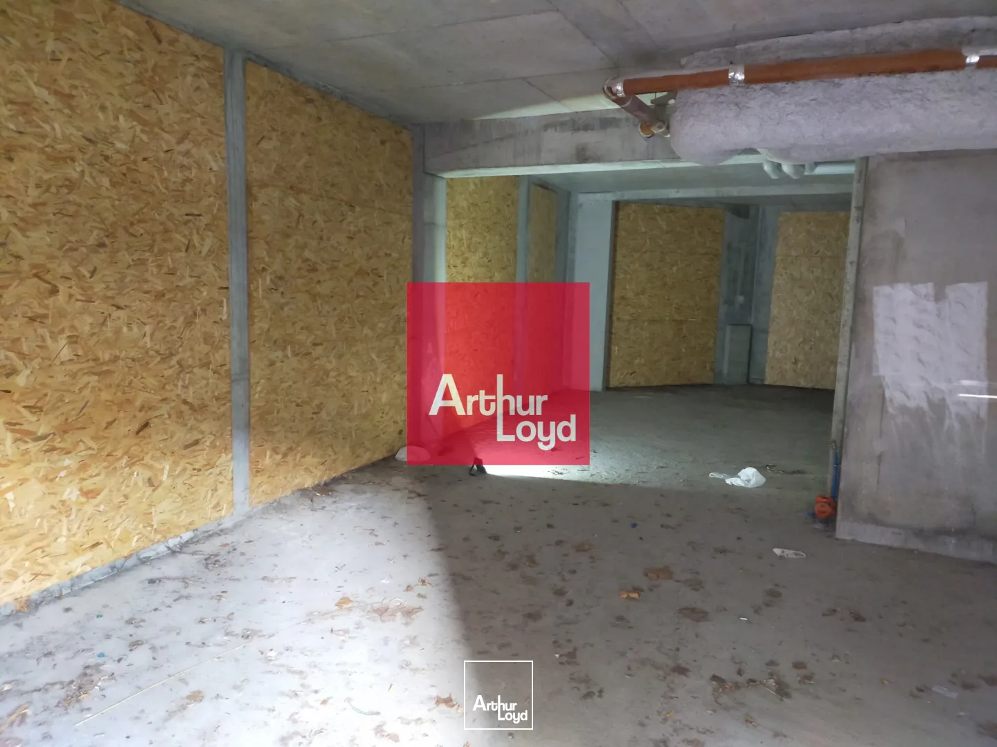 Locaux commerciaux - Location - GRENOBLE - 38100 - 83-83 - 7772316