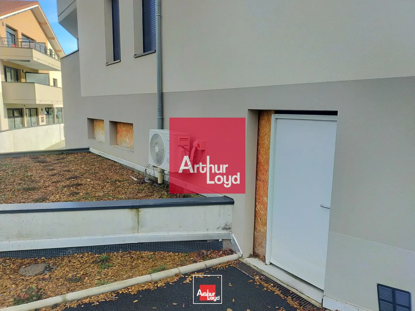 Locaux commerciaux - Location - NOYAREY - 38360 - 165-165 - 7772333