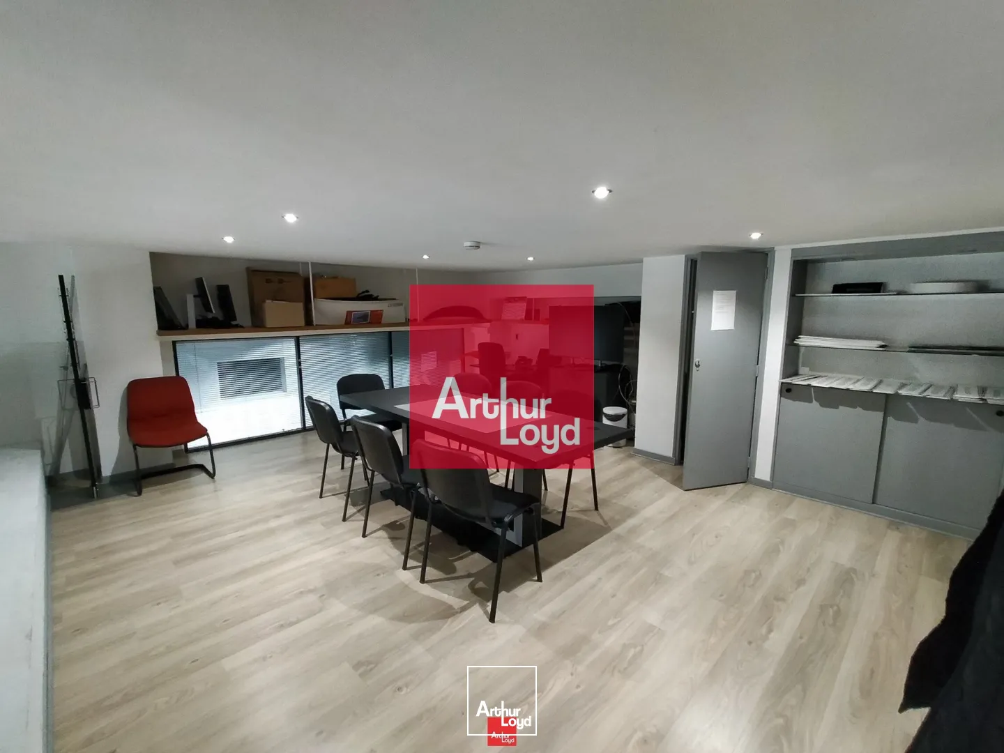 Locaux commerciaux - Location - GRENOBLE - 38000 - 1950-1950 - 7772349