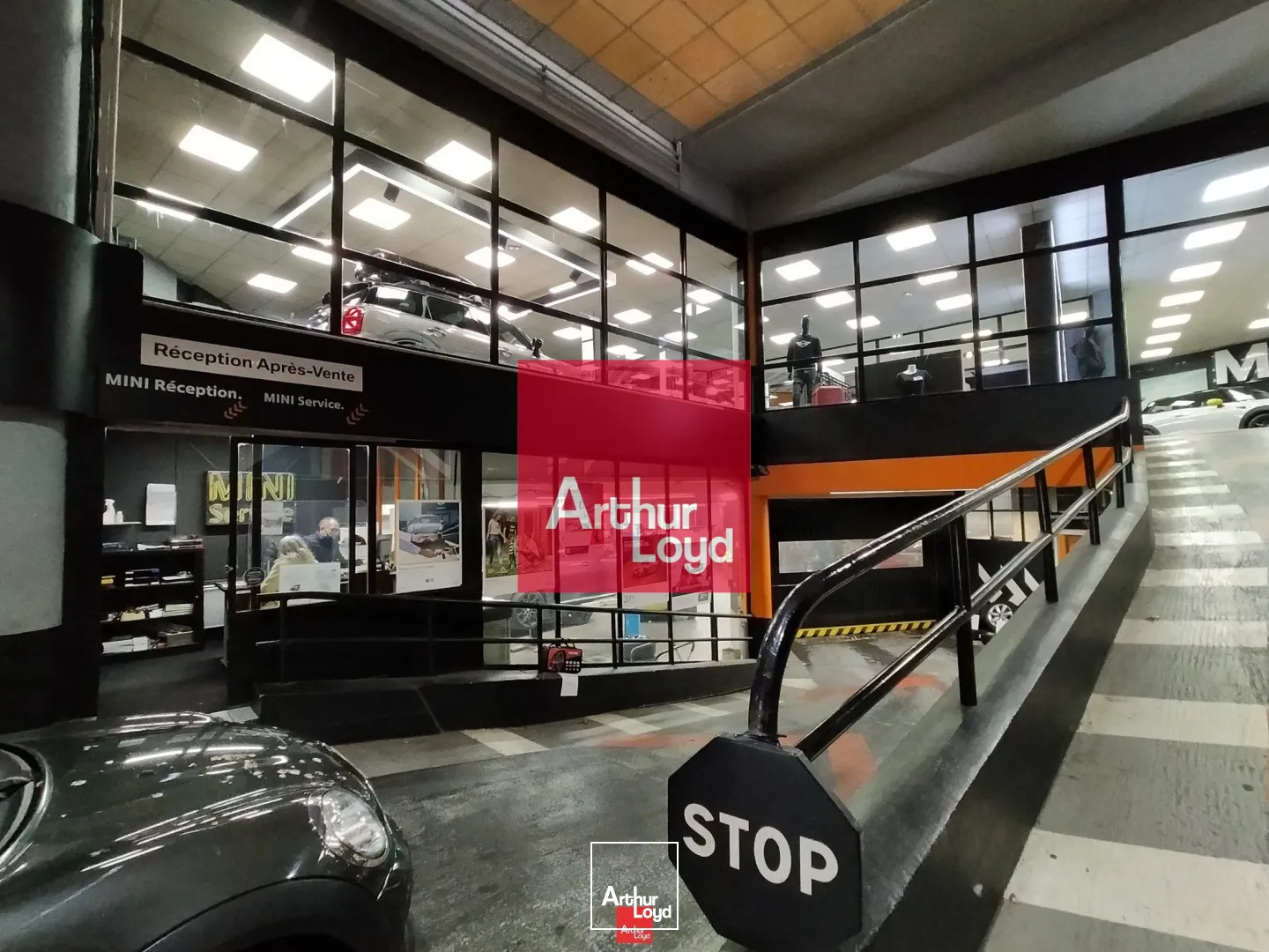 Locaux commerciaux - Location - GRENOBLE - 38000 - 1950-1950 - 7772343