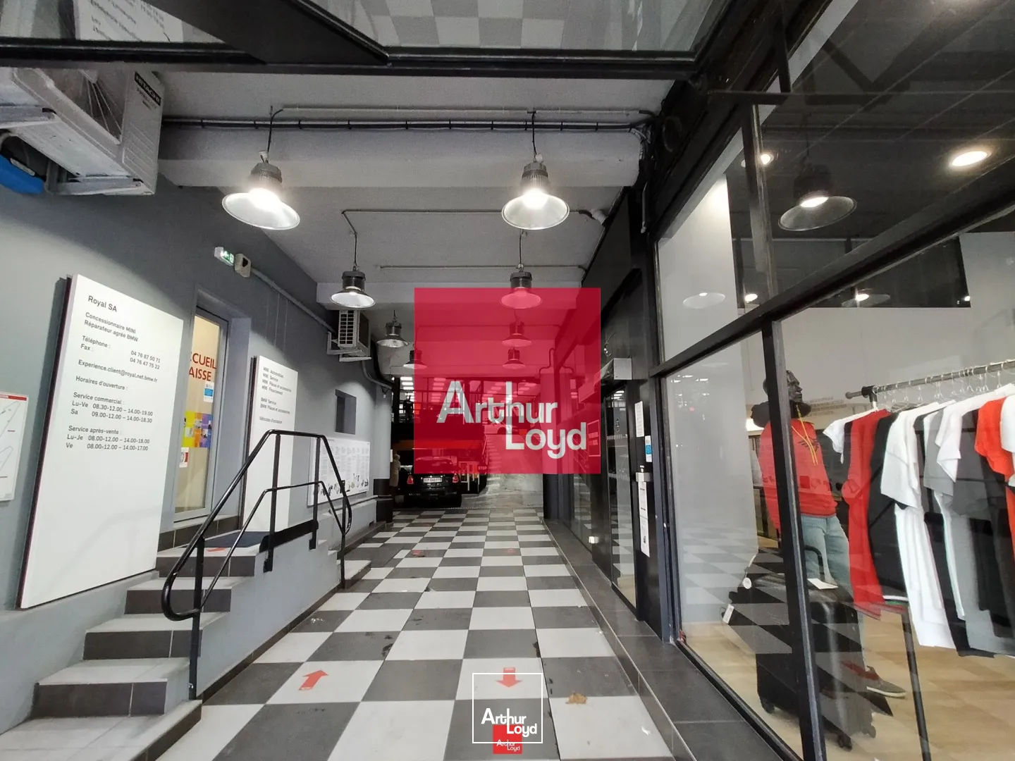 Locaux commerciaux - Location - GRENOBLE - 38000 - 1950-1950 - 7772355