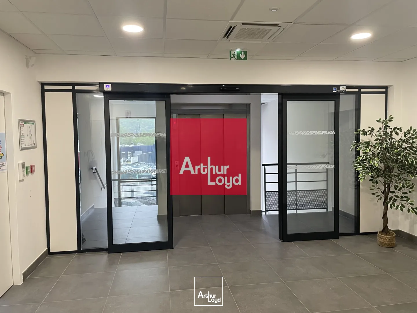 Bureaux - Location - VARCES ALLIERES ET RISSET - 38760 - 301-1305 - 7772379