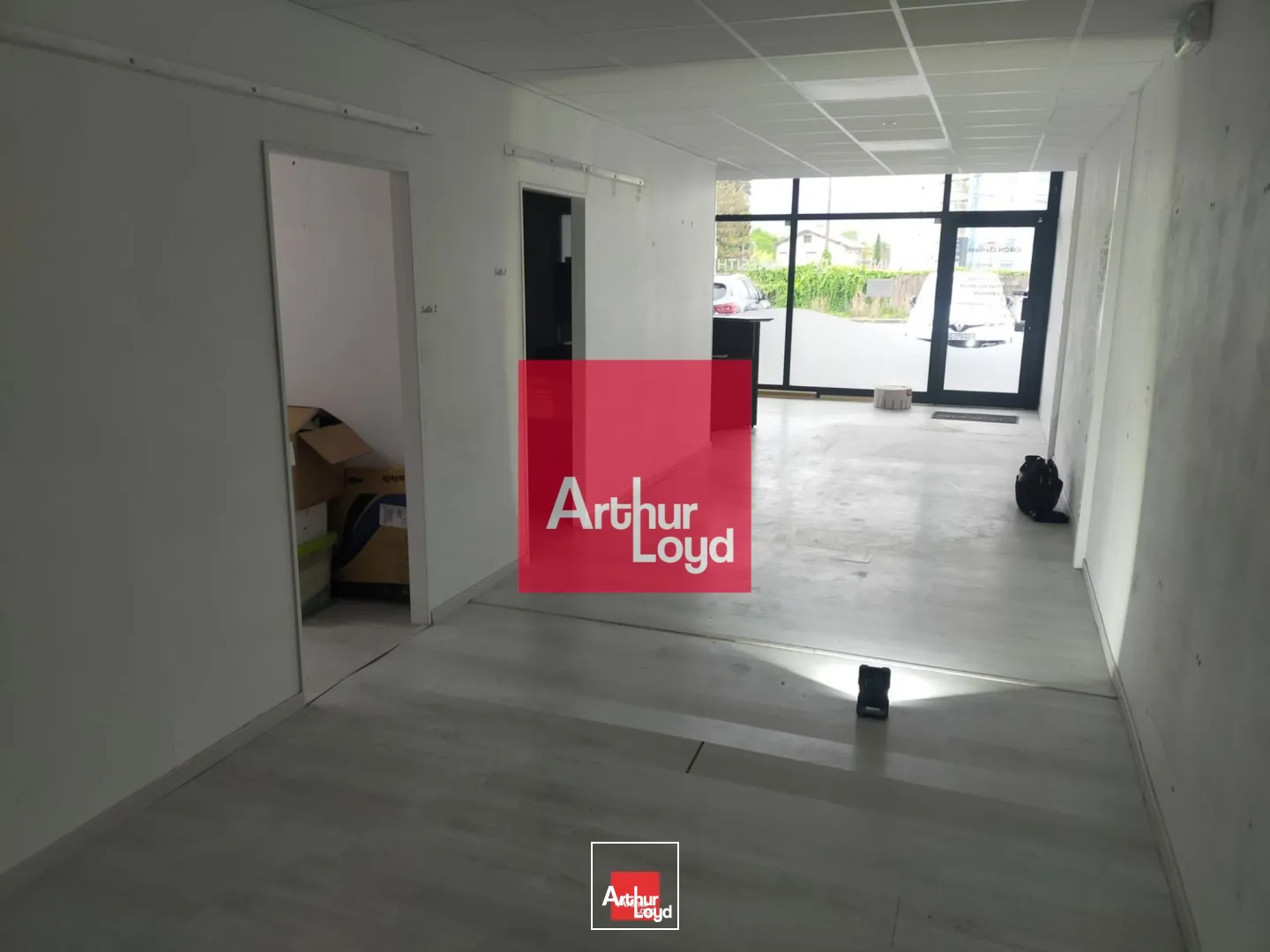 Locaux commerciaux - Location - SASSENAGE - 38360 - 83-83 - 7772577