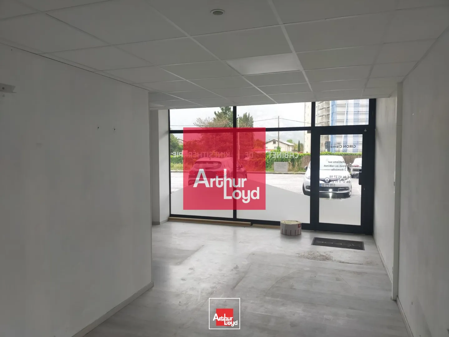 Locaux commerciaux - Location - SASSENAGE - 38360 - 83-83 - 7772576
