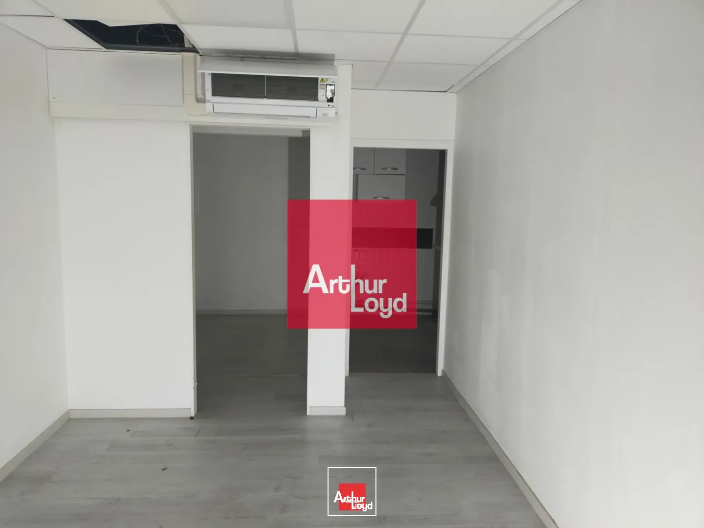 Locaux commerciaux - Location - SASSENAGE - 38360 - 83-83 - 7772581
