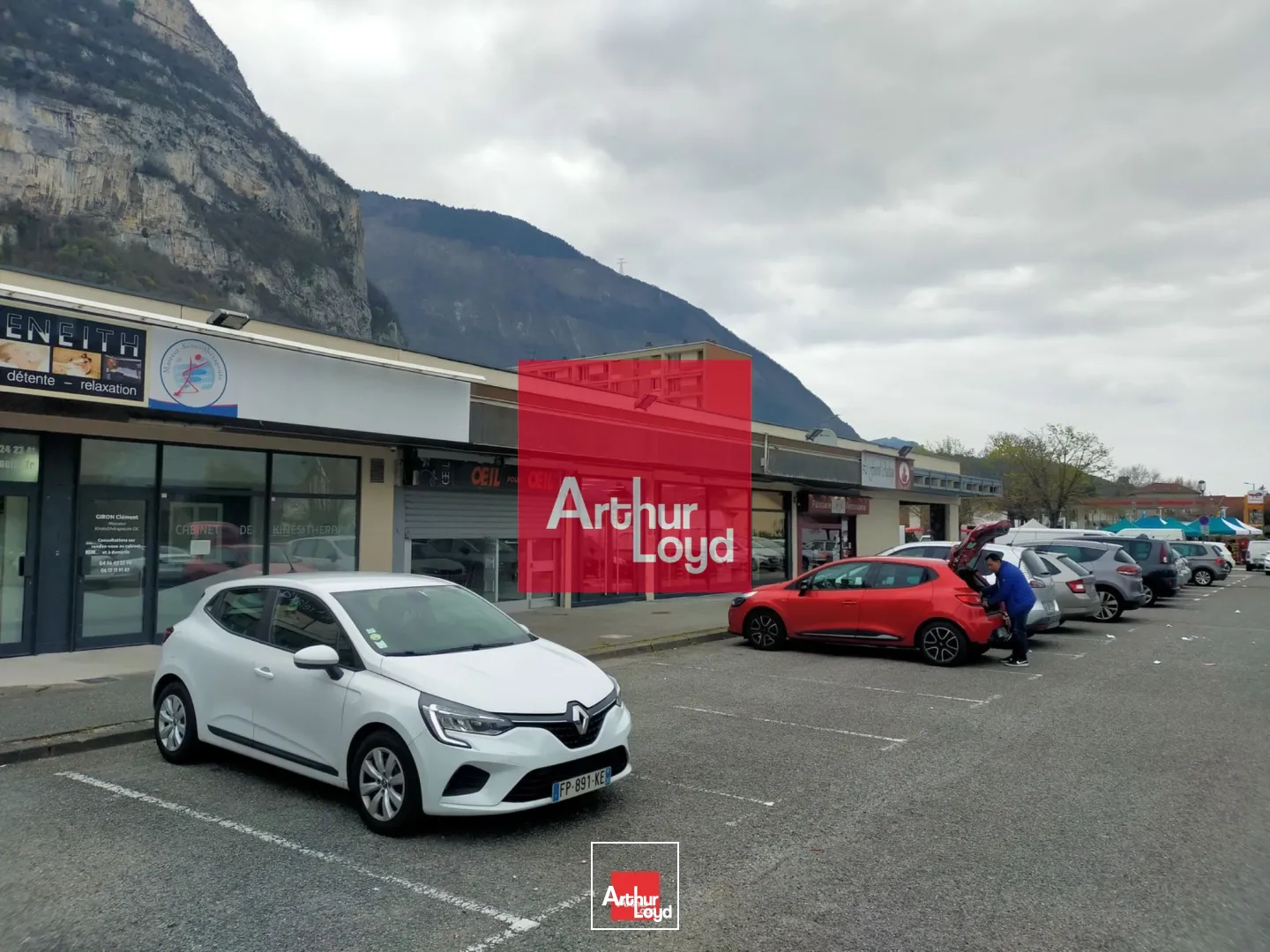 Locaux commerciaux - Location - SASSENAGE - 38360 - 83-83 - 7772572