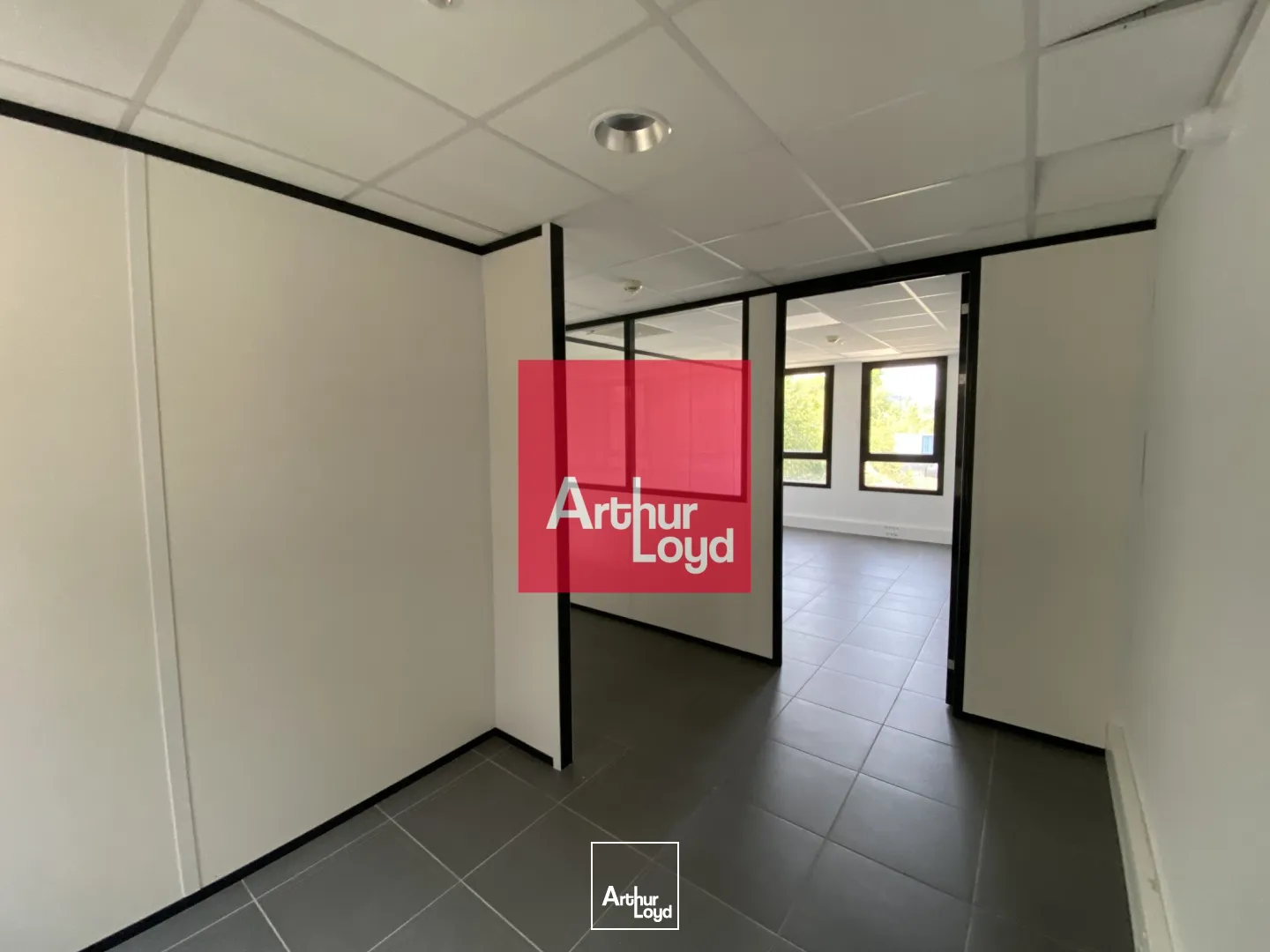 Bureaux - Location - SASSENAGE - 38360 - 77.18-1198.41 - 7772682