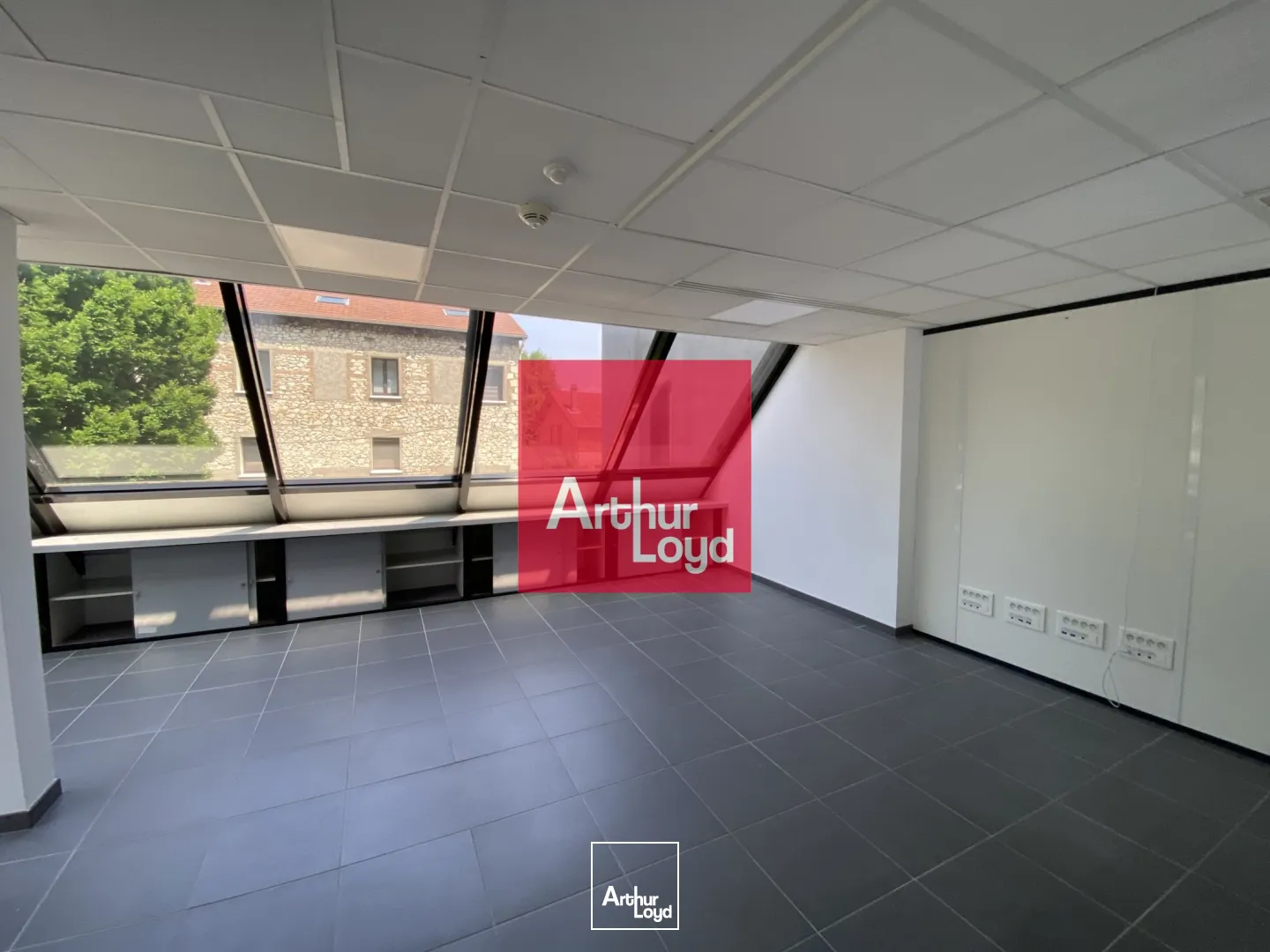 Bureaux - Location - SASSENAGE - 38360 - 77.18-1198.41 - 7772684