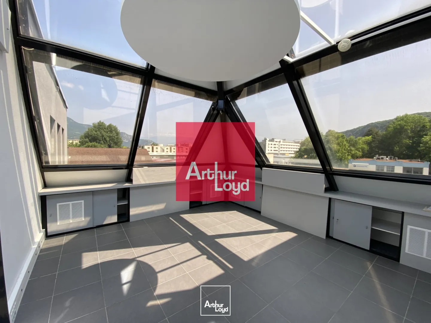 Bureaux - Location - SASSENAGE - 38360 - 77.18-1198.41 - 7772686