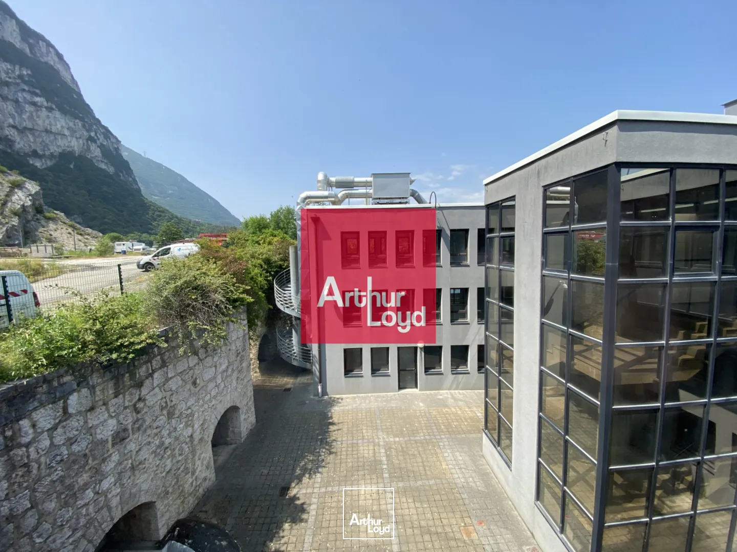 Bureaux - Location - SASSENAGE - 38360 - 77.18-1198.41 - 7772688