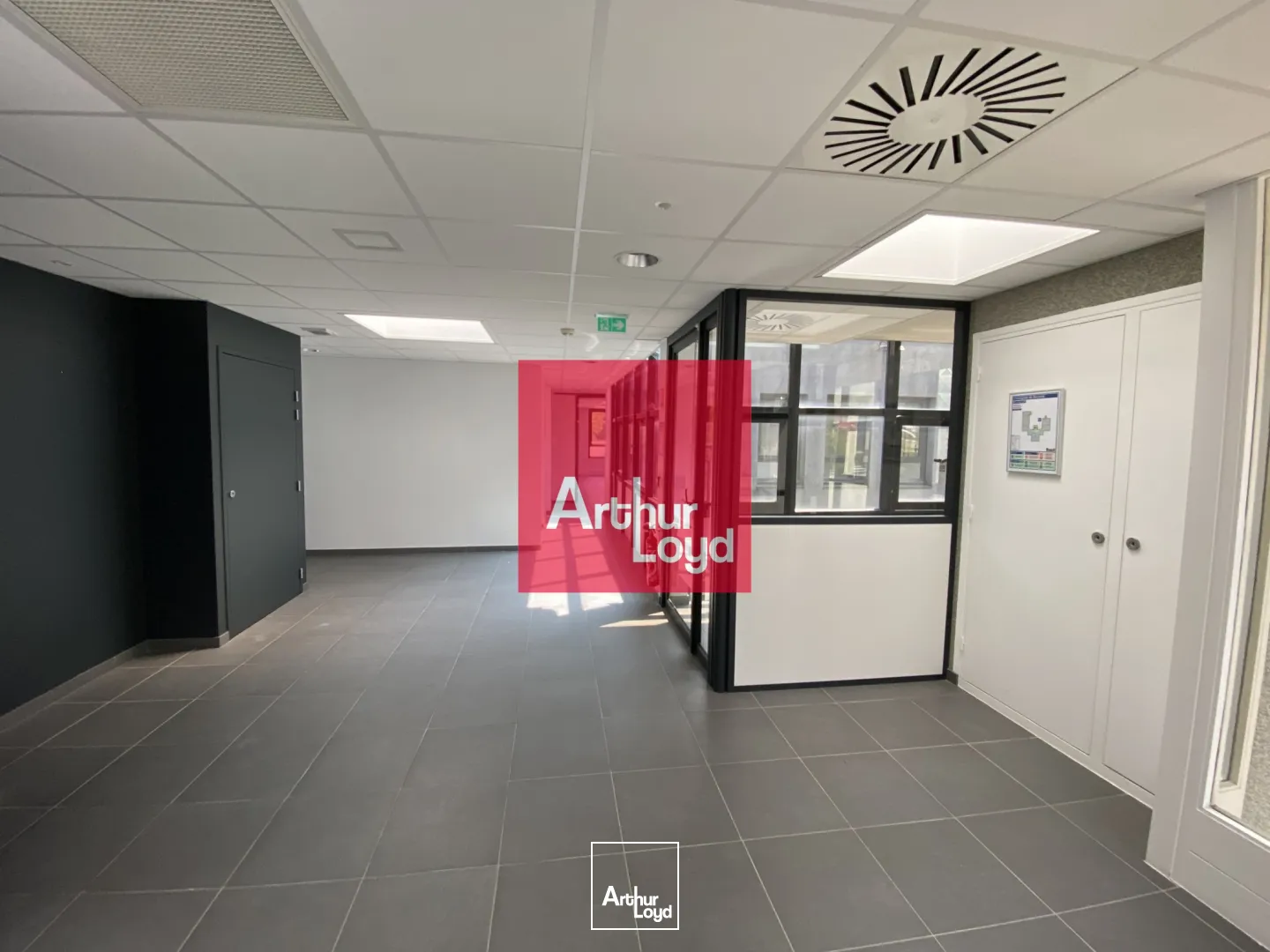 Bureaux - Location - SASSENAGE - 38360 - 77.18-1198.41 - 7772690