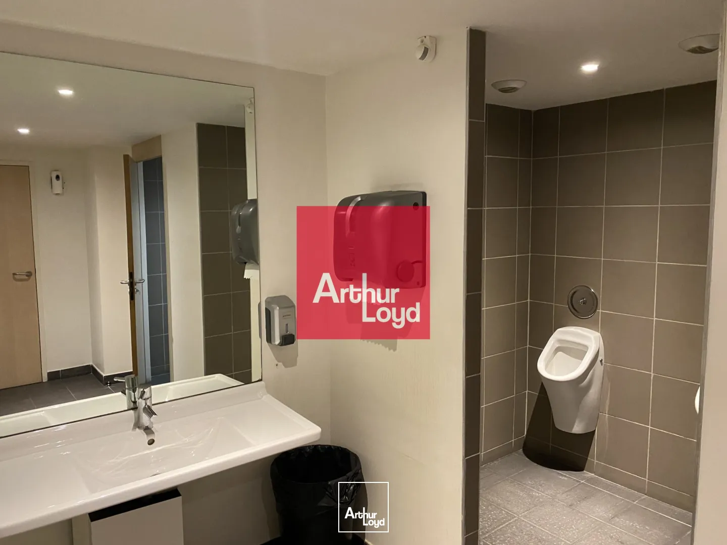 Bureaux - Location - GRENOBLE - 38000 - 334-668 - 7772732