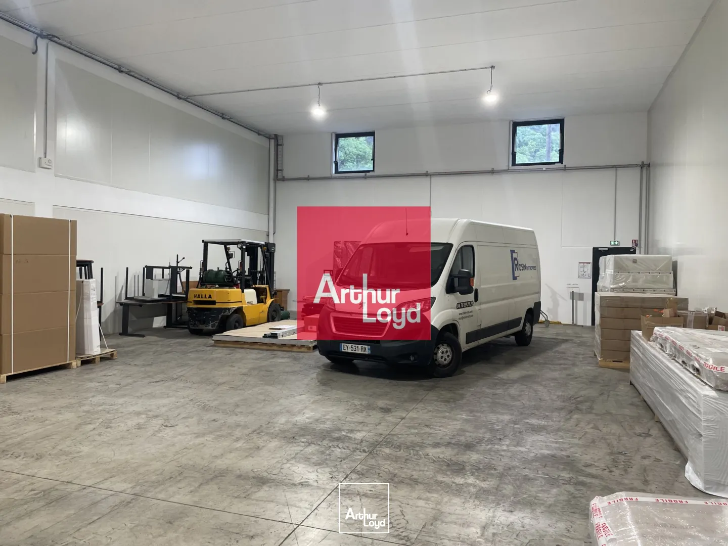 Locaux d'activité & Entrepôts - Location - VARCES ALLIERES ET RISSET - 38760 - 320-320 - 7772944