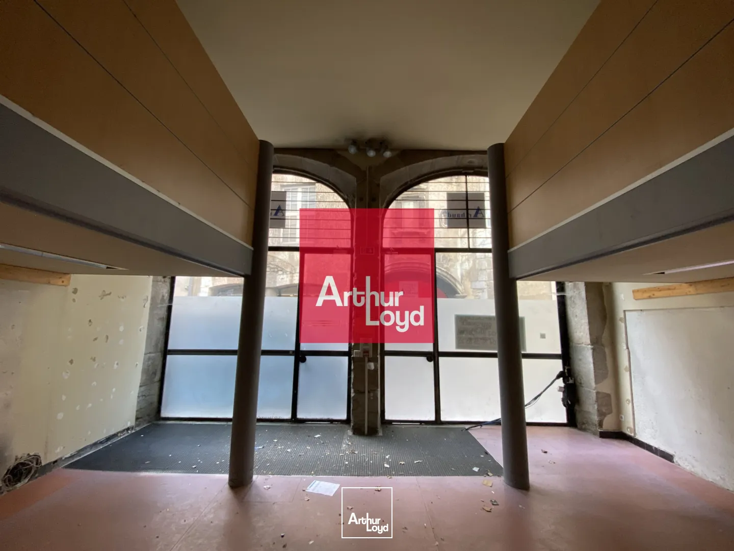 Locaux commerciaux - Vente - GRENOBLE - 38000 - 90-90 - 7773010
