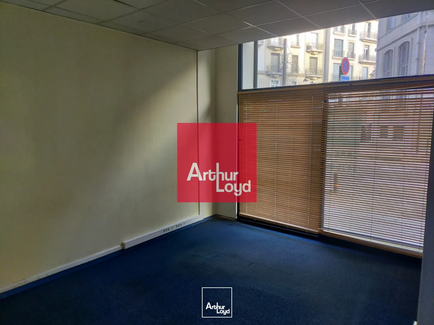 Locaux commerciaux - Location - GRENOBLE - 38000 - 84-84 - 7773160