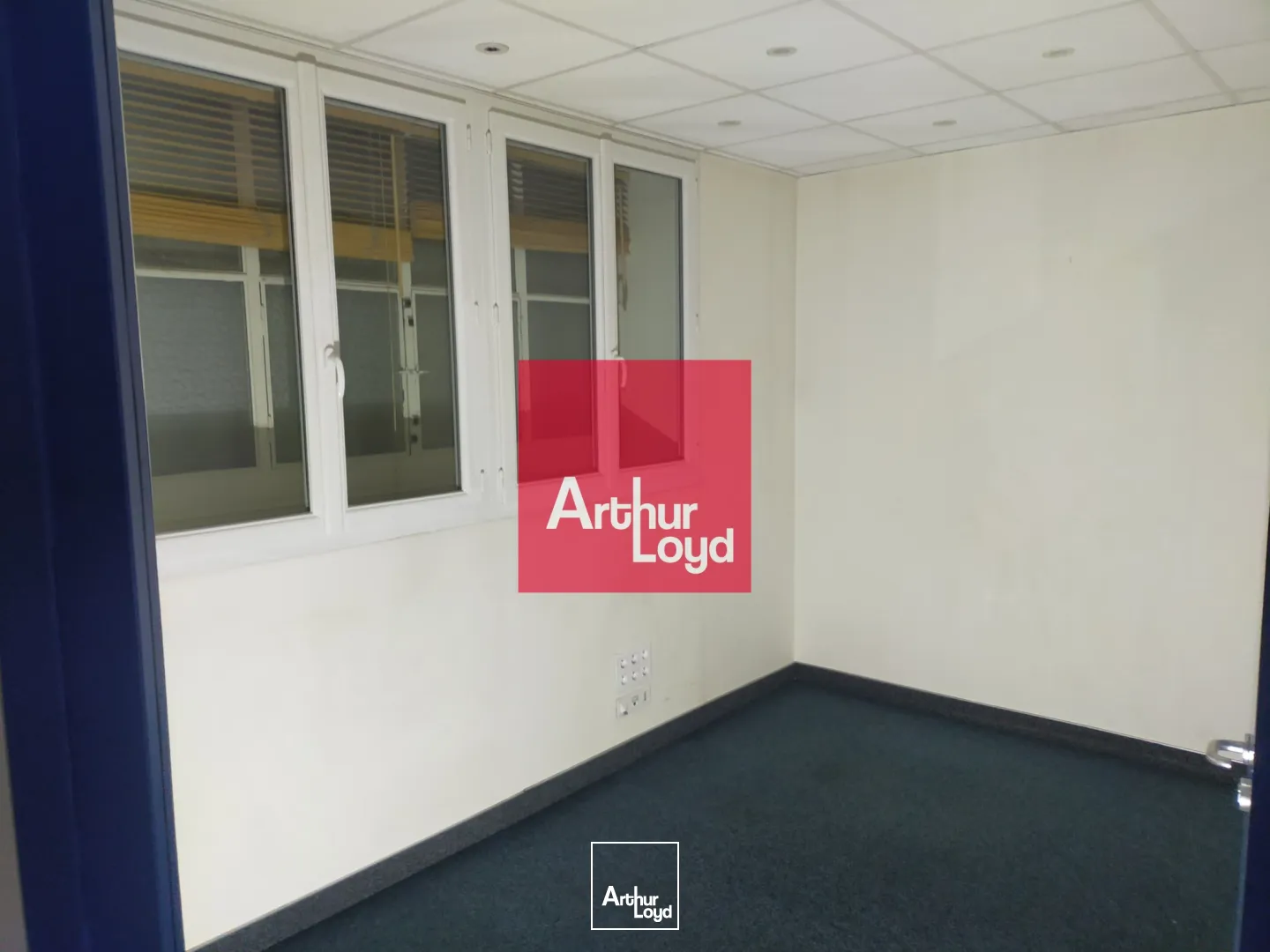 Locaux commerciaux - Location - GRENOBLE - 38000 - 84-84 - 7773166