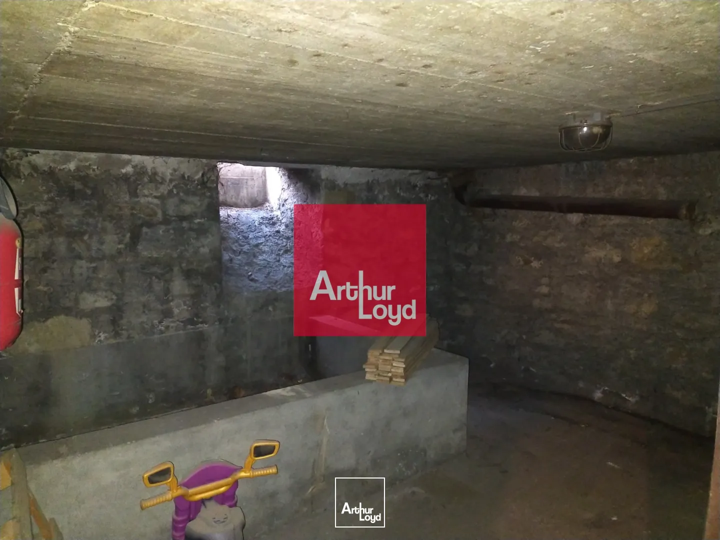 Locaux commerciaux - Location - GRENOBLE - 38000 - 84-84 - 7773168