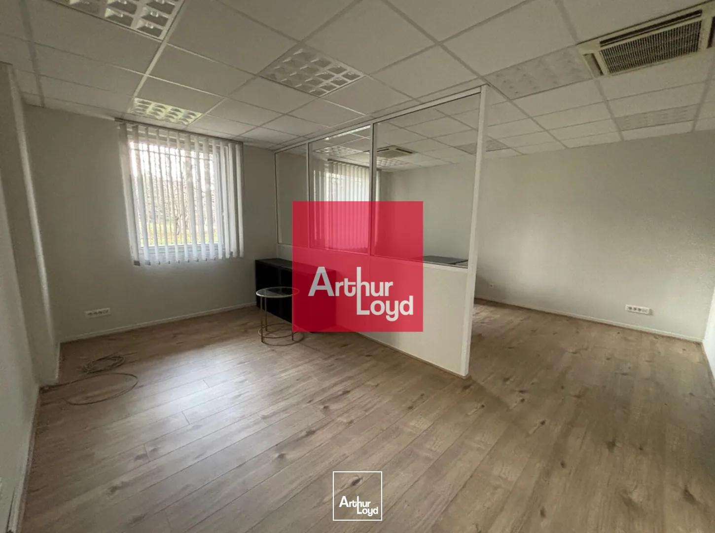 Bureaux - Location - ECHIROLLES - 38130 - 110-334 - 7773567