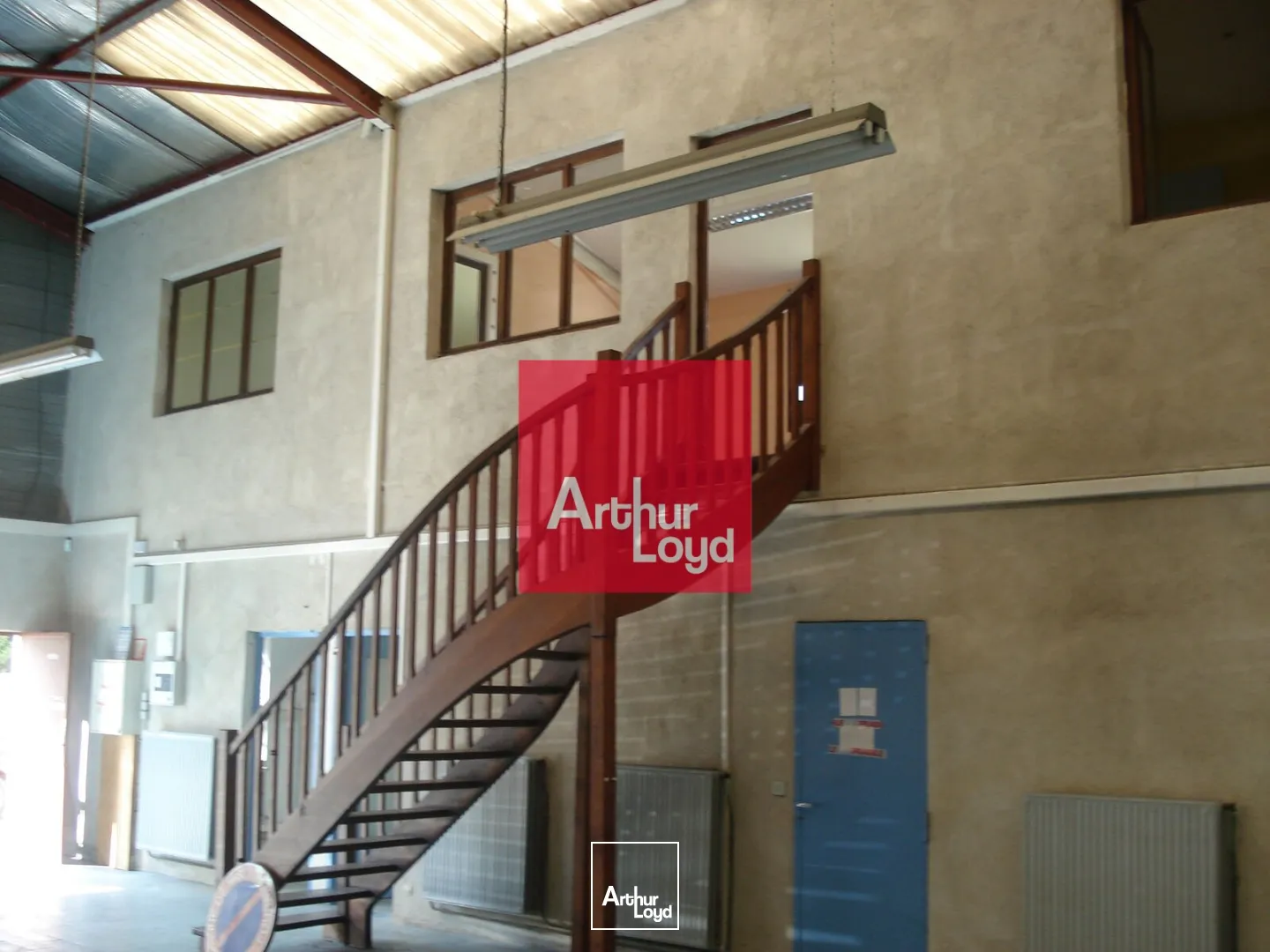 Locaux d'activité & Entrepôts - Location - ECHIROLLES - 38130 - 284-284 - 7773571