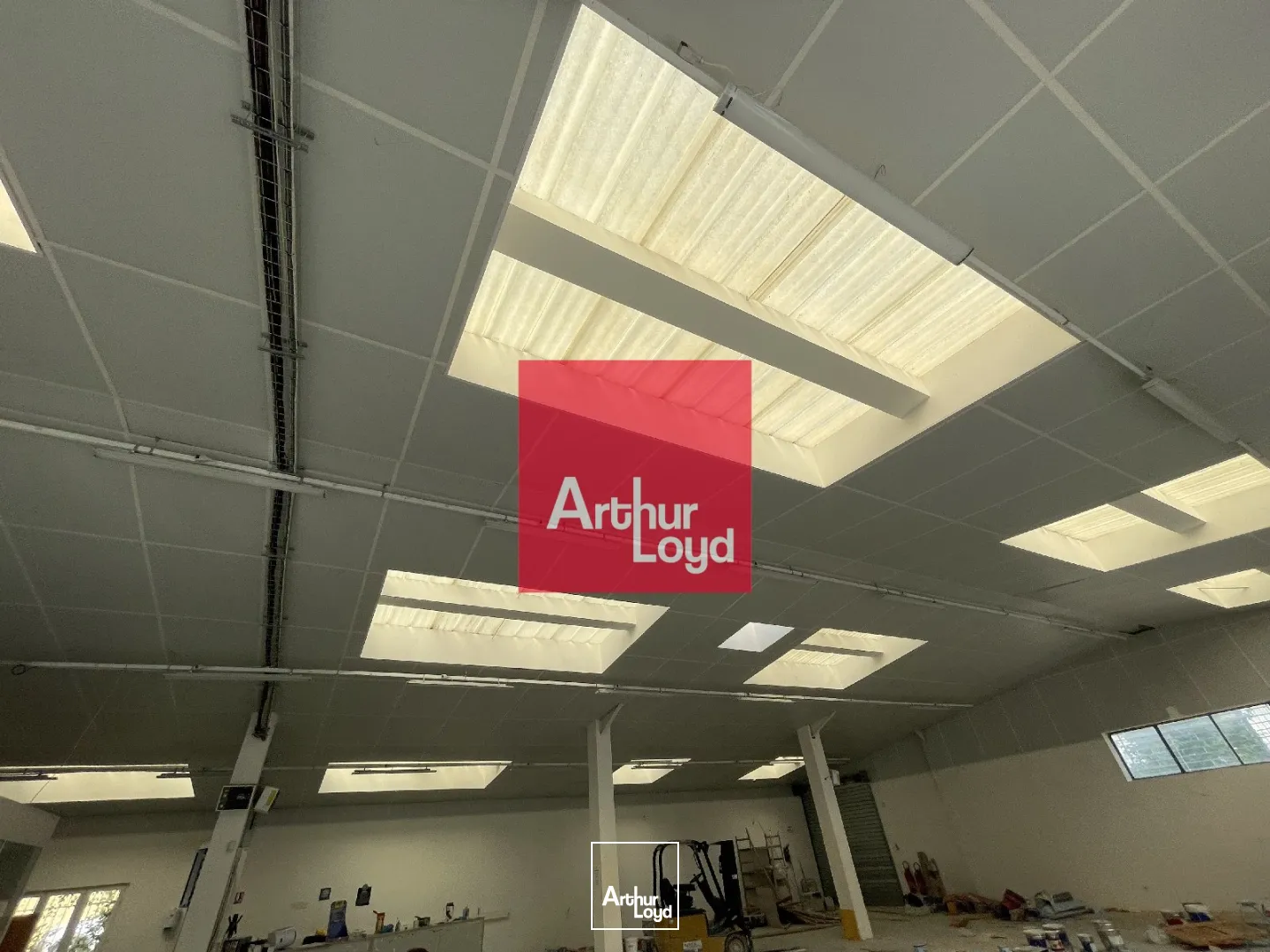 Locaux d'activité & Entrepôts - Location - VOIRON - 38500 - 414-414 - 7773667