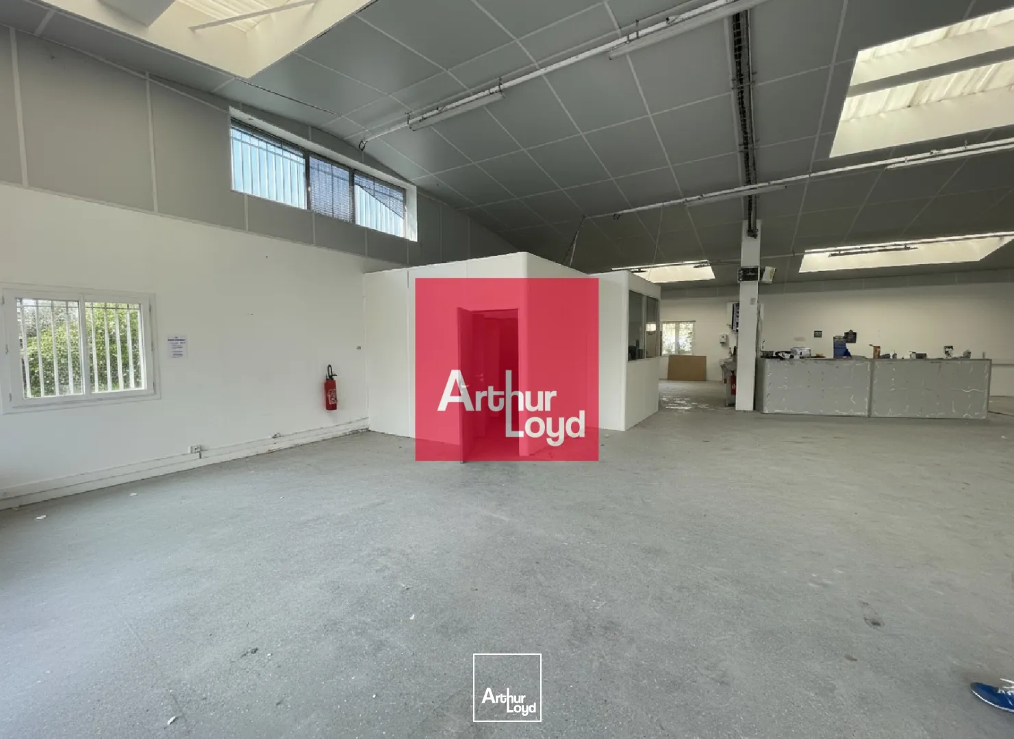 Locaux d'activité & Entrepôts - Location - VOIRON - 38500 - 414-414 - 7773666