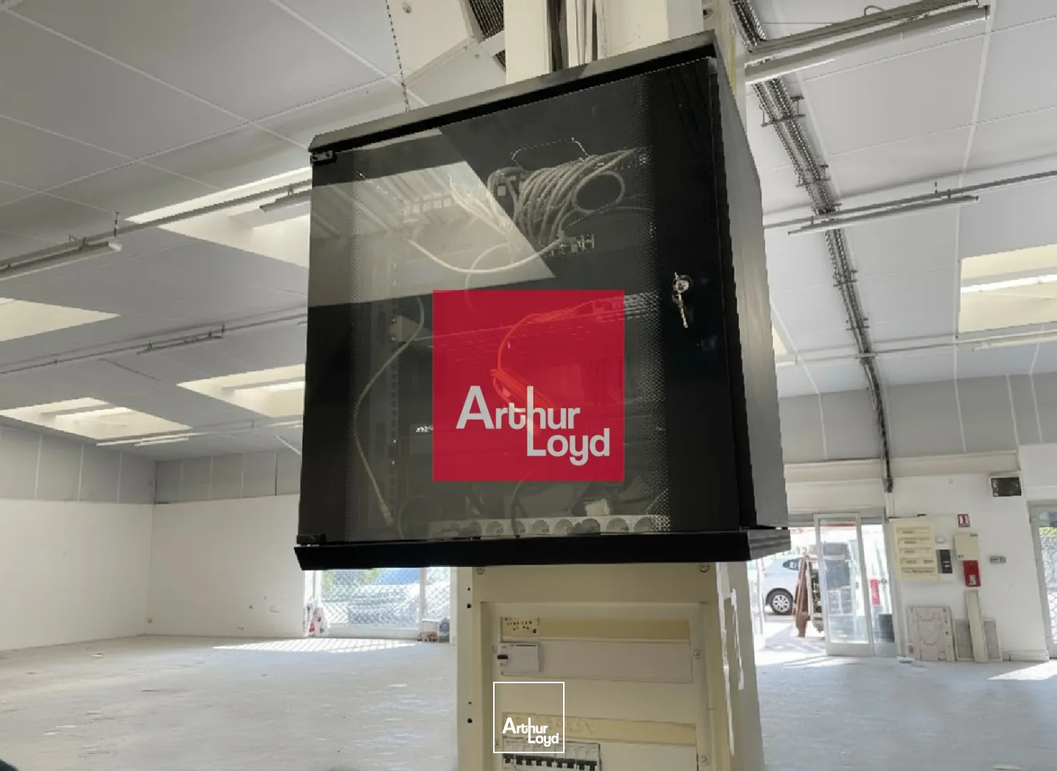 Locaux d'activité & Entrepôts - Location - VOIRON - 38500 - 414-414 - 7773672