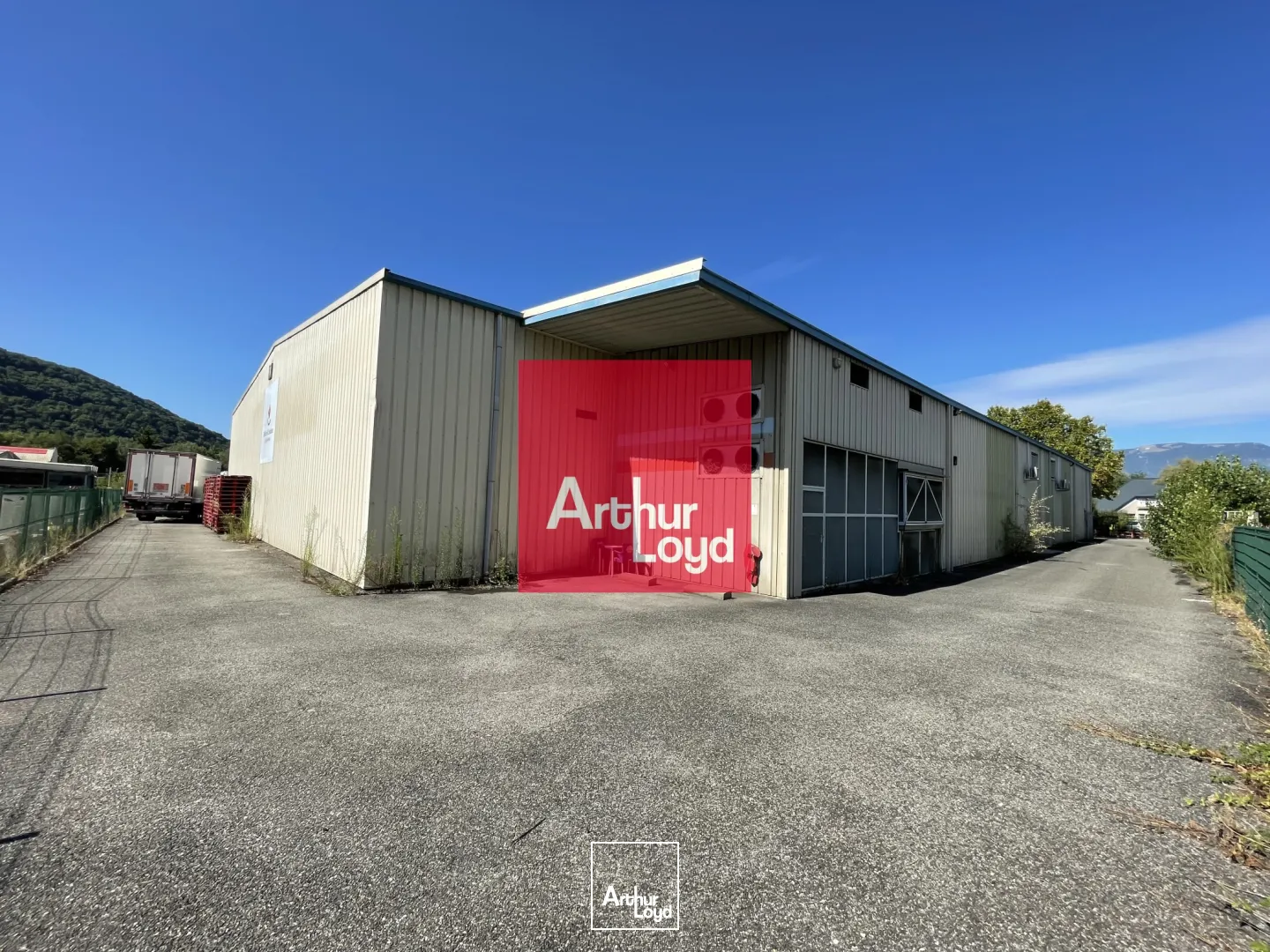 Locaux d'activité & Entrepôts - Location - GIERES - 38610 - 1968-1968 - 7773692