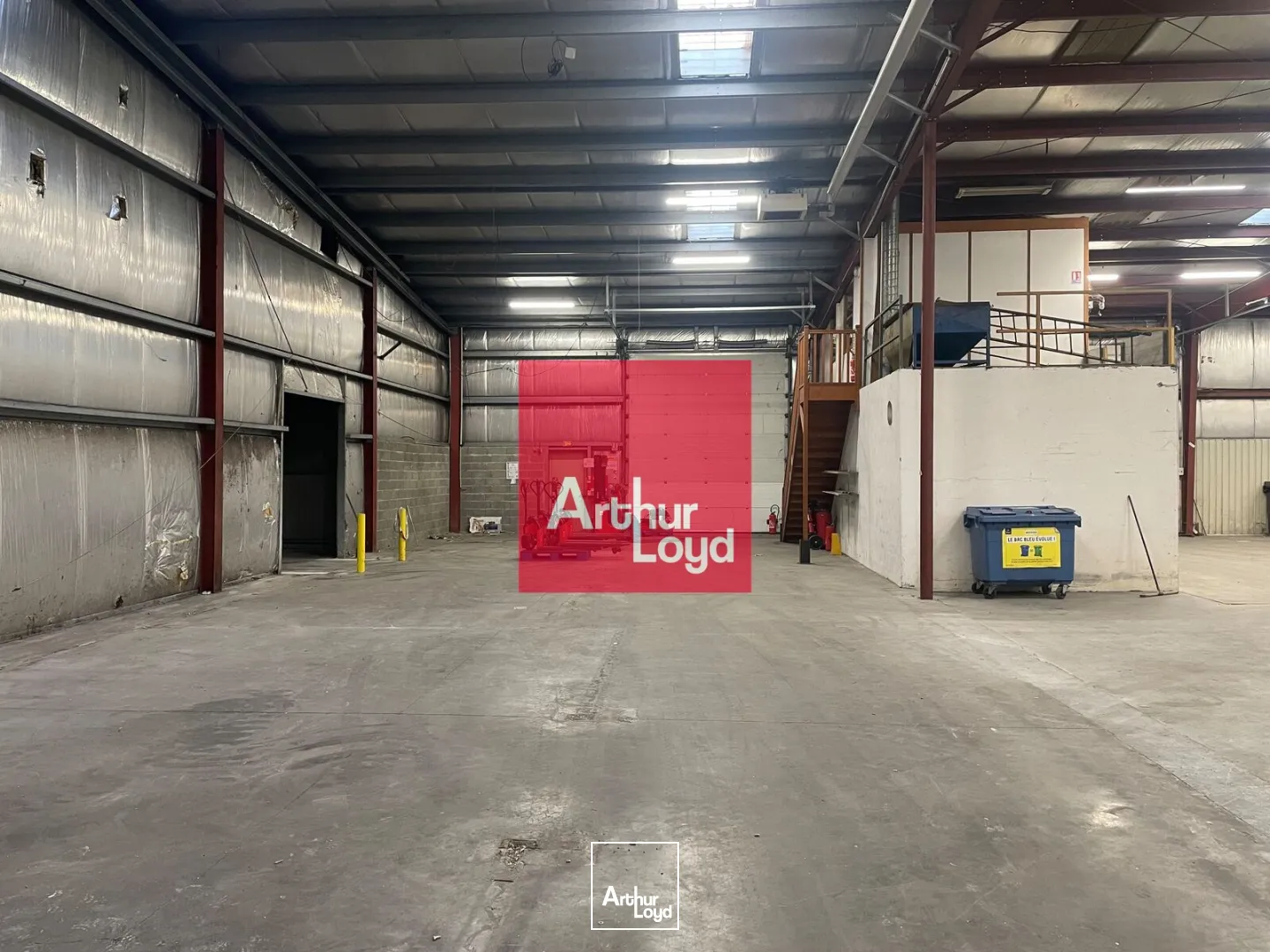 Locaux d'activité & Entrepôts - Location - GIERES - 38610 - 1968-1968 - 7773697