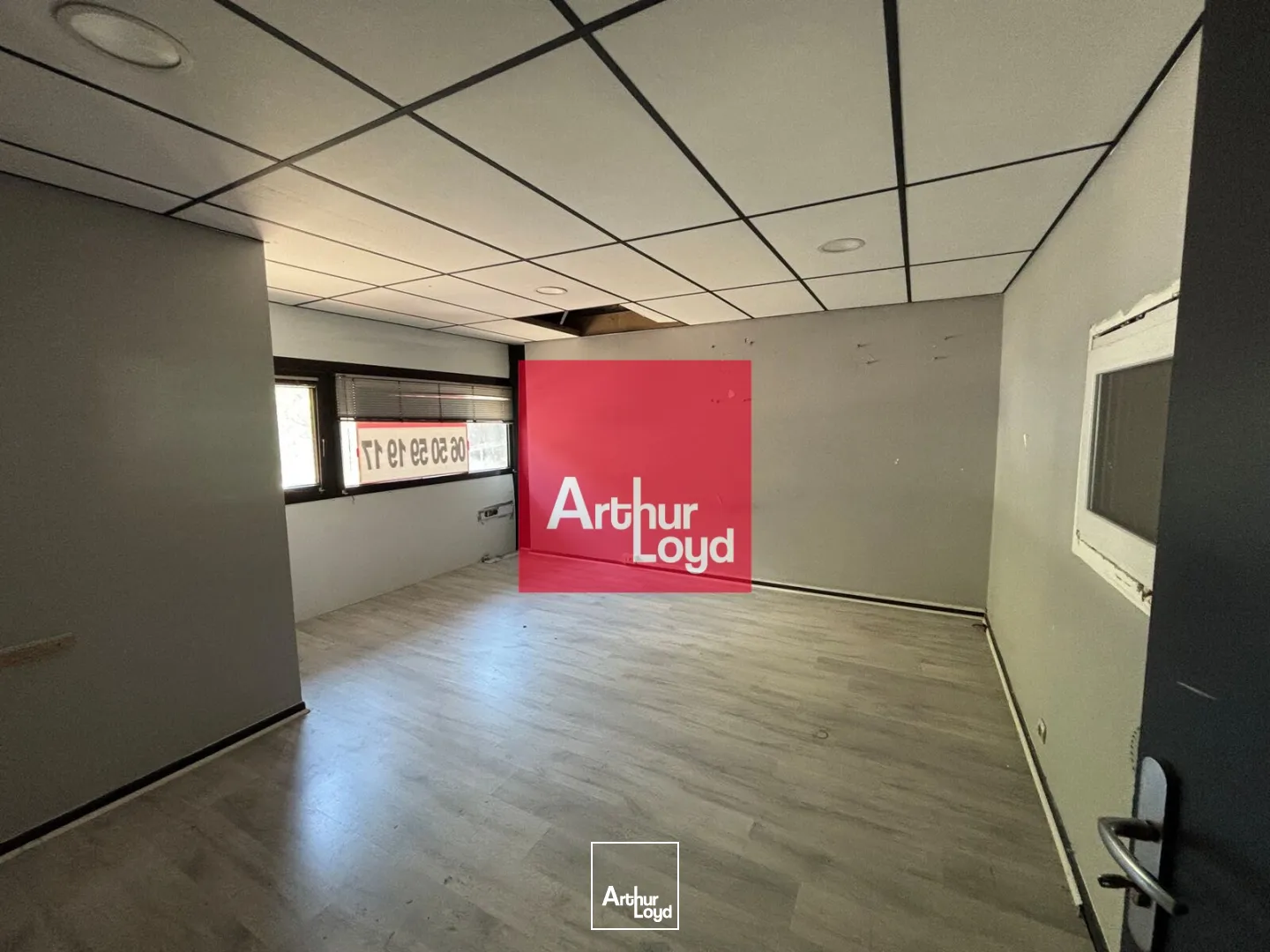 Locaux d'activité & Entrepôts - Location - ECHIROLLES - 38130 - 272-272 - 7773785