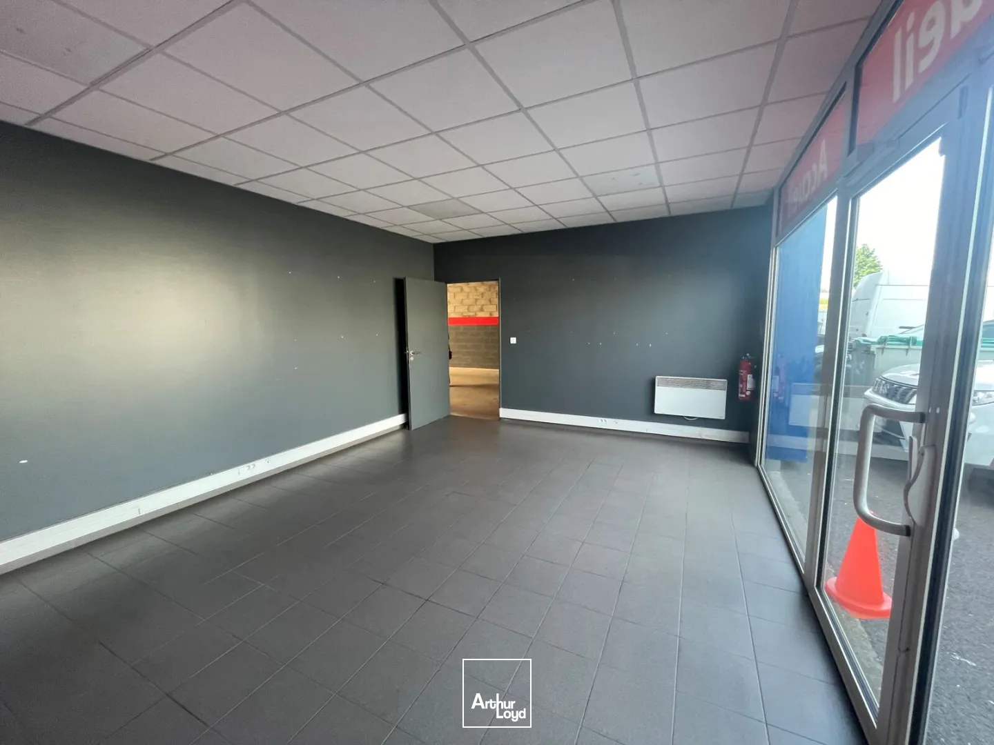Locaux d'activité & Entrepôts - Location - CHAMBLY - 60230 - 462-462 - 7773896