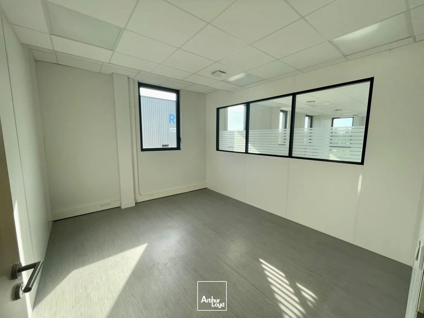 Bureaux - Location - LE PETIT QUEVILLY - 76140 - 149-463 - 7773901