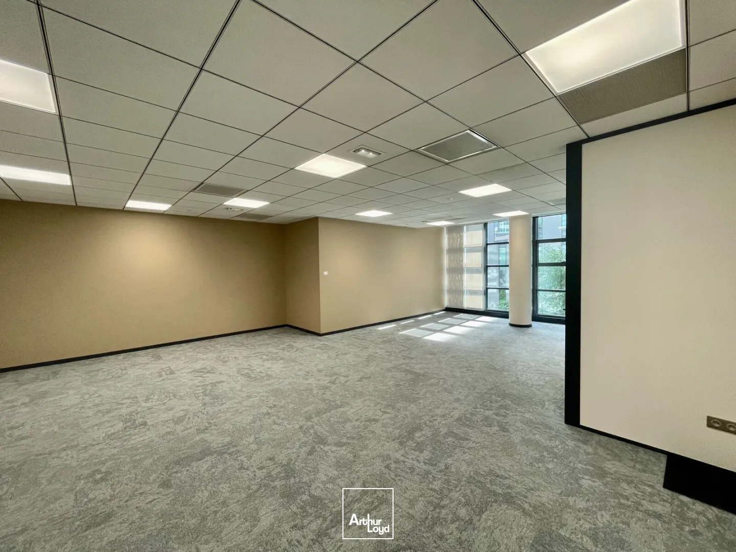 Bureaux - Location - ROUEN - 76000 - 73.17-899.53 - 7773934