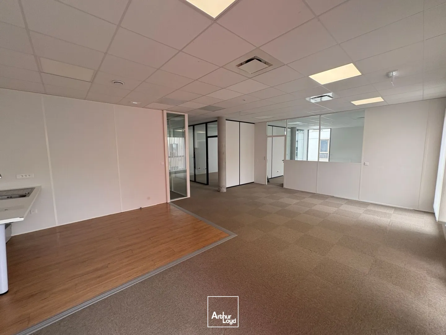 Bureaux - Location - FLEURY LES AUBRAIS - 45400 - 302.99-302.99 - 7773977